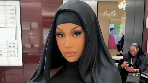 كاردي بي