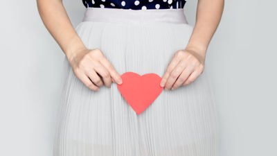 لماذا ينصح الأطباء بتجنب تفتيح المنطقة الحساسة؟