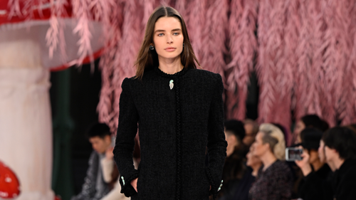 إطلالات النجمات تخطف الأضواء في سهرة Tiffany Co 