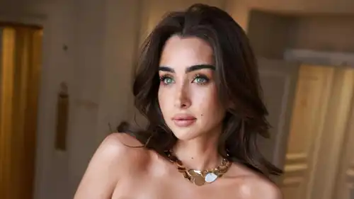 هنا الزاهد