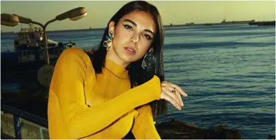 سلمى أبو ضيف تحذف حبيبها الإيطالي جميعها.. هل انفصلت عنه؟