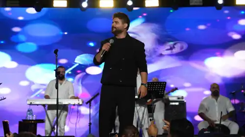 ناصيف زيتون من حفل مهرجان ليالي العرب