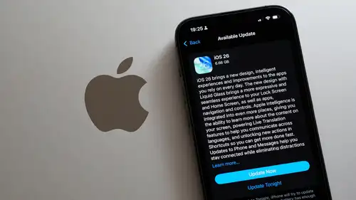 تحديث iOS 26.6 يصل إلى أجهزة آيفون لتعزيز الأمان وإصلاح 90 ثغرة