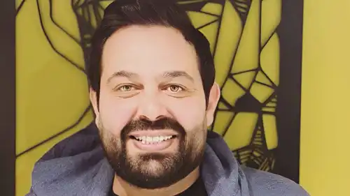 عماد فراجين