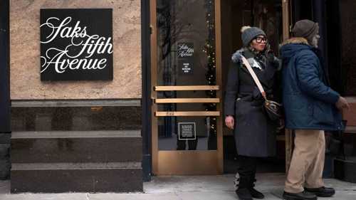Saks Global للأزياء الفاخرة تتقدم بطلب حماية من الإفلاس