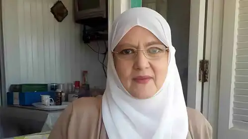 شمس البارودي تخرج عن صمتها برسالة قوية إلى مهاجمي شهيرة