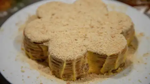 كعكة Bolo de bolacha البرتغالية.. حلوى باردة بطبقات البسكويت والقهوة