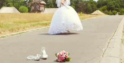 صنادل فليب فلوب لعروس 2019.. مرصعة ببلّورات سواروفسكي!