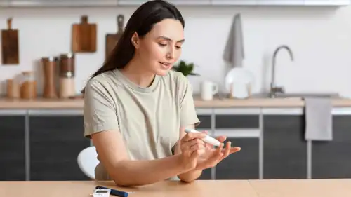 أفضل أطعمة تساعد على خفض مستويات السكر بالدم طبيعيا