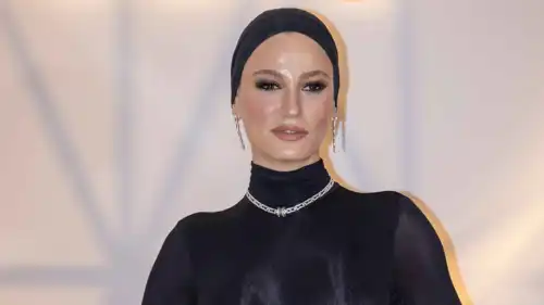 الشرطة التركية توقف سيريناي ساريكايا للتحقيق (فيديو)