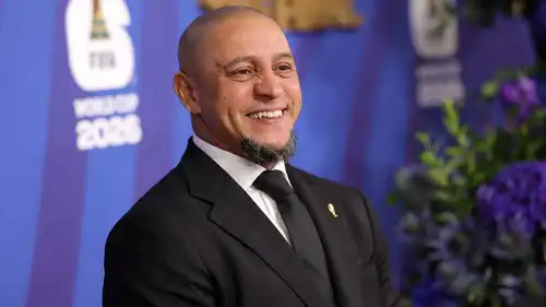 روبيرتو كارلوس يعتنق الإسلام.. ما حقيقة الخبر المتداول؟