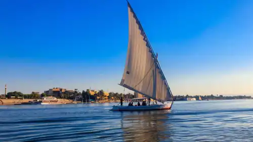 أنسب الشهور للإبحار في مياه الأنهار حول العالم