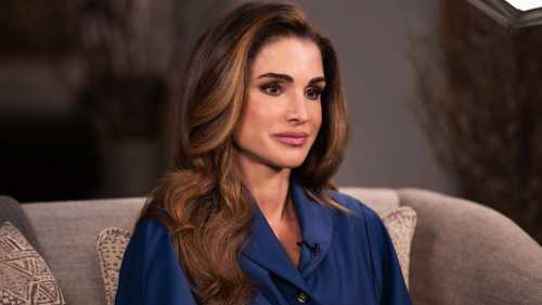 الملكة رانيا.. رمز الأناقة الراقية في عيدها الـ55