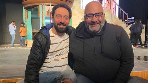 بيومي فؤاد يعتذر لـ محمد سلام في ظهور مؤثر