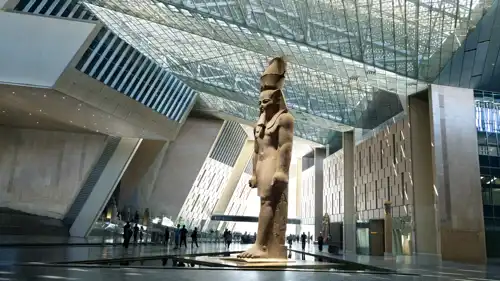  المتحف المصري الكبير 