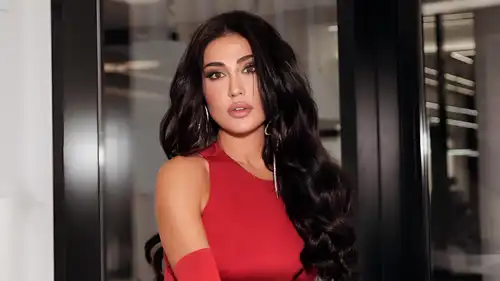 هبة نور تكشف معايير الجاذبية وتختار أكثر النجوم وسامة