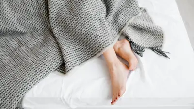 feet