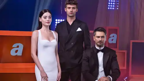 مسلسل الغريب في المرآة