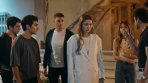 مسلسل "إسطنبول رأسًا على عقب".. ملخص أول 3 حلقات وأبرز المفاجآت