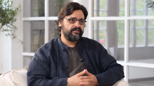 محمد عبد العزيز يكشف تفاصيل خلافه مع كاريس بشار