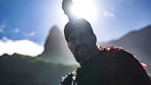 جيسون موموا يخوض معركة دموية في Chief of War.. إليك التفاصيل