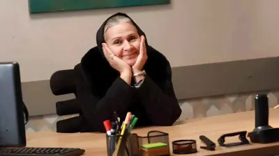 صداقات في مسلسل "المدينة البعيدة"