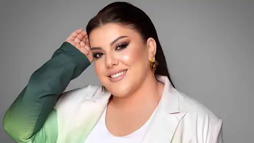 ليندا بيطار تطلق ألبوم "الهوى النغم والأرض" وتوثق أرشيفها