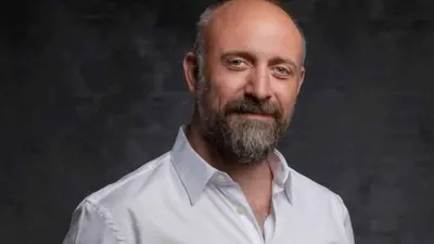 النجم التركي خالد أرغنتش 