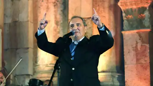 وفاة فؤاد حجازي عن عمر 75 عاماً بعد صراع مع المرض
