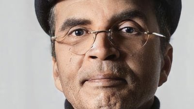 راوي الصحراء "إبراهيم الكوني".. شخصية العام الثقافية
