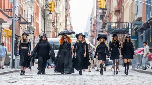 الإعلان التشويقي للموسم الثالث عشر من American Horror Story