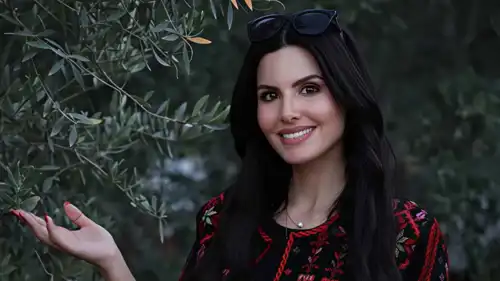 ملكة جمال فلسطين نادين أيوب