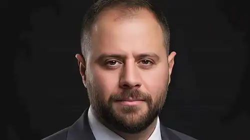 ما حقيقة المنشورات المنسوبة لوالدة "دكتور فود" بعد توقيفه؟