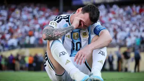 كيف تعاطف المشاهير مع دموع ميسي في نهائي كأس العالم؟