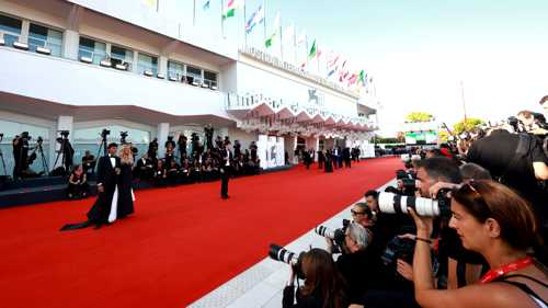 بث مباشر حفل افتتاح مهرجان فينيسيا 2025.. لحظات مبهرة للنجوم