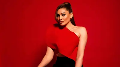 الفنانة الهندية شيفالي جاريوالا