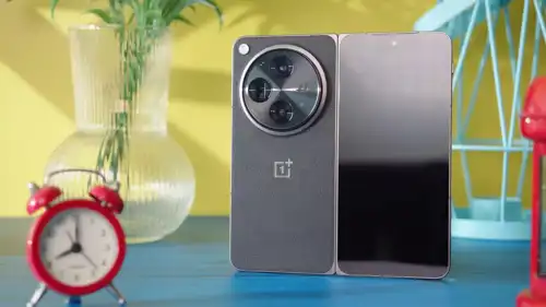 هاتف OnePlus 15