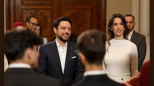 الأمير الحسين والأميرة رجوة يحتفيان بأوائل الثانوية العامة في الأردن