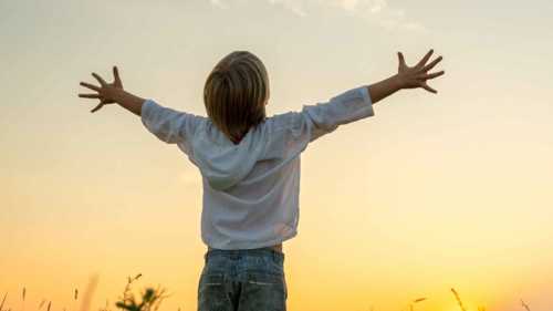 كيف نتعلم من الأطفال المعنى الحقيقي للحياة؟