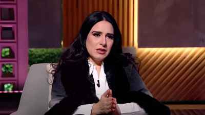 ميرنا وليد تكشف سبب تمزيق فستان زفافها قبل يوم من الحفل
