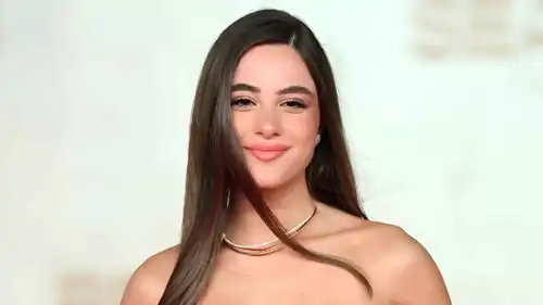 أندريا طايع