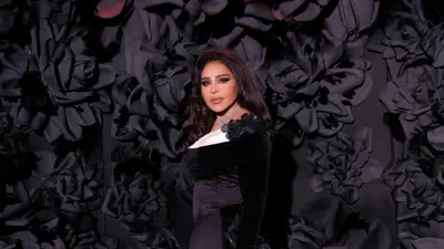 أحلام الشامسي تحتفل بتخرج ابنها فاهد