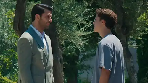 الحلقة 12 من مسلسل "ما زلت في السابعة عشر".. سر خطير يربك آراس
