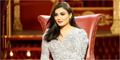 أمل العوضي: أنا غبيّة.. والجمهور يسخرُ من تفكيرها بالاعتزال!