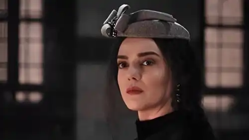 دانا مارديني تستحضر منى واصف برد ساخر على أحد متابعيها