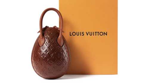Louis Vuitton تعيد تعريف الشوكولاتة بحقيبة بيضة عيد الفصح