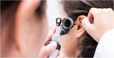 ما خطورة عمليات تجميل الأذن؟