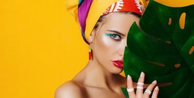 الأيشادو "السنغل" صيحة جديدة في صيف 2019.. كوني جريئة وطبقيه!