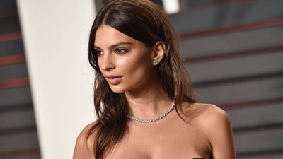 سؤال لـ إميلي راتاجكوسكي عبر إنستغرام يضعها في موقف محرج مع الجمهور
