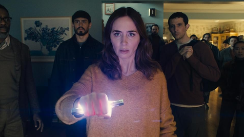 فيلم DISCLOSURE DAY يحظى بتقييم 90%.. عالم ألغاز الكائنات الفضائية